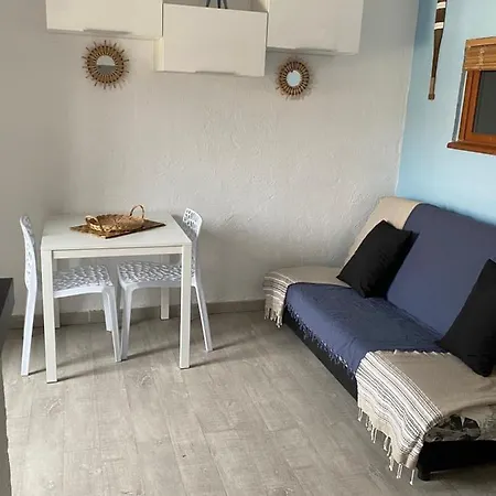 A Pied Du Port De Et De Sa Appartement